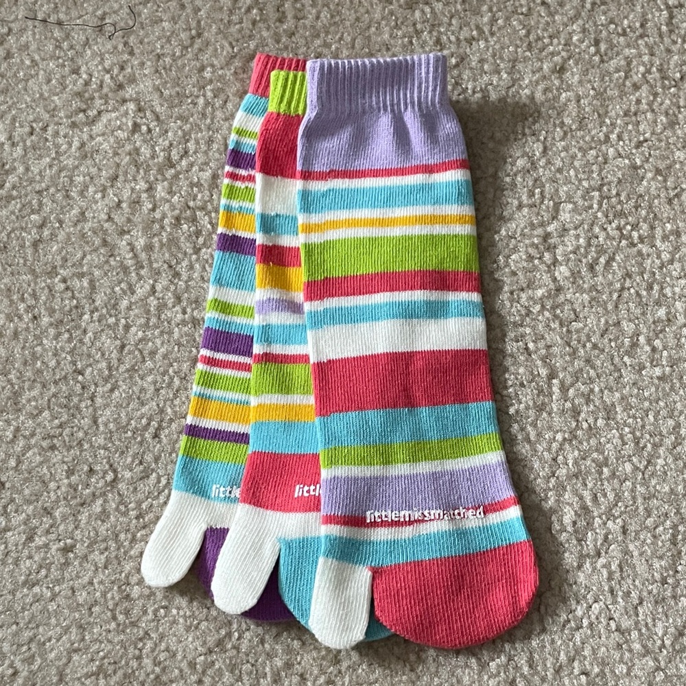Little Mismatched Colorful Striped Toe Socks - NWoT